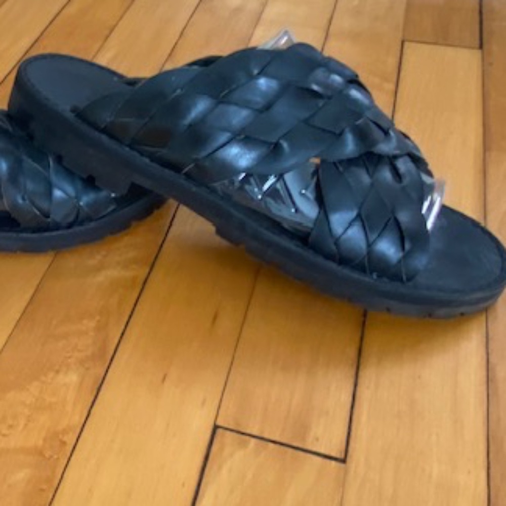 Vintage Eddie Bauer Leather Huarache Sandals (never worn)